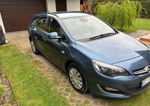 opel Opel Astra cena 17400 przebieg: 299000, rok produkcji 2012 z Miejska Górka